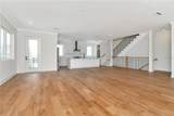 407 Albany Avenue - Photo 10