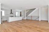 407 Albany Avenue - Photo 11