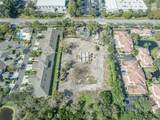 690 6TH Avenue - Photo 29