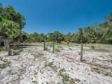 10995 Roseland Road - Photo 13