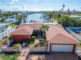 425 Capri Boulevard - Photo 2