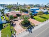425 Capri Boulevard - Photo 3