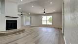 1646 Center Street - Photo 2