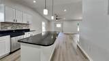 1646 Center Street - Photo 6