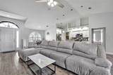 5156 Mentmore Avenue - Photo 6