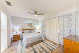 2546 Oakleaf Lane - Photo 17