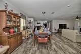 24 Lois Avenue - Photo 3