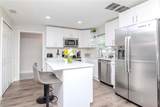 7015 Dakota Avenue - Photo 9