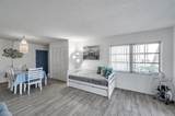 100 Waverly Way - Photo 10