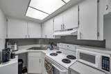 100 Waverly Way - Photo 3