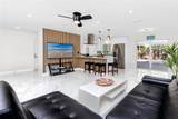 1100 Webb Dr - Photo 3