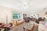 2009 Halidom Way - Photo 6