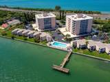 7430 Sunshine Skyway Lane - Photo 4