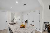 100 4TH Avenue - Photo 4