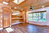 1120 Country Lane - Photo 31