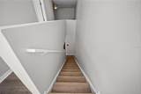 9942 Ashburn Lake Drive - Photo 18