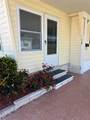 112 Pindo Palm Street - Photo 3