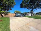1818 Douglas Avenue - Photo 2