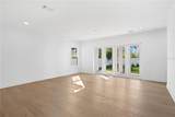 2805 Wallace Avenue - Photo 11