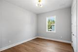 2805 Wallace Avenue - Photo 31