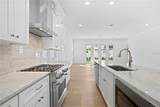 2805 Wallace Avenue - Photo 9