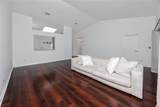 944 San Carlos Court - Photo 18