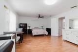 1010 Oakhill St - Photo 37
