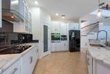 10522 Sky Flower Court - Photo 15