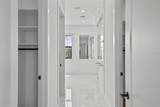 403 Davis Boulevard - Photo 44