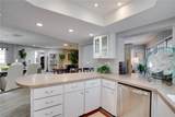 8060 Canterbury Circle - Photo 17
