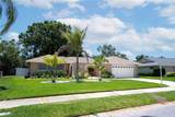 8060 Canterbury Circle - Photo 3