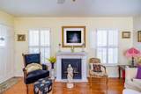 1022 Greenbriar Drive - Photo 8