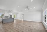 718 Desert Hills Way - Photo 7