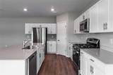 729 Ambleside Drive - Photo 3