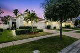 1553 Amber Leaf Circle - Photo 48