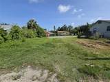 805 Paris Avenue - Photo 3