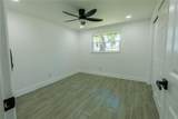 621 Gran Kaymen Way - Photo 16