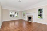 560 Bosphorous Avenue - Photo 9