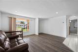 10730 Premier Avenue - Photo 5