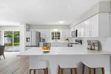 1826 2ND Avenue - Photo 3