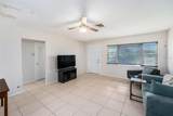 10221 Larchmont Place - Photo 4