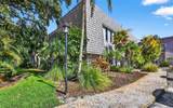 702 Lyndhurst Street - Photo 2