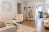 1059 Venetian Parkway - Photo 3