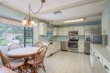 828 Lakeside Terrace - Photo 10