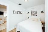 809 10TH Avenue - Photo 15