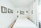 809 10TH Avenue - Photo 16