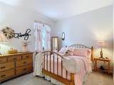 6284 Bradford Woods Drive - Photo 9