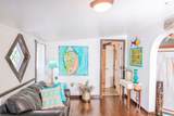 4380 Benview Avenue - Photo 8