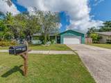 1832 Seton Drive - Photo 3