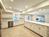 7315 Hunt Club Lane - Photo 4